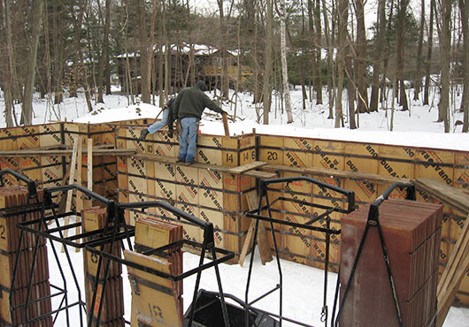 Supporting residential foundation contractors is the core of Perry Concrete Forming Supply’s business. Construction in New England goes on year-round, in all kinds of weather conditions.